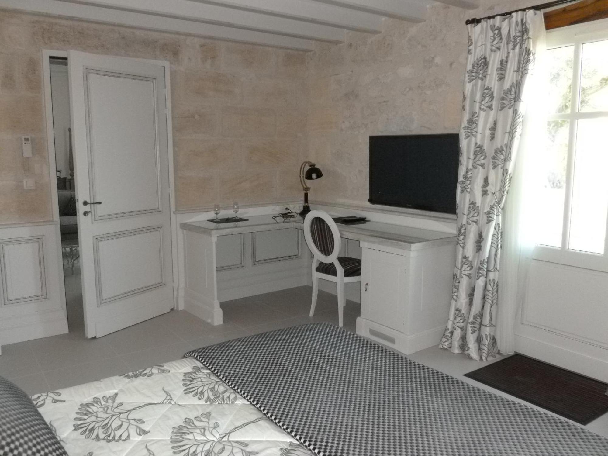 Chateau La Rose Perriere Lussac  Εξωτερικό φωτογραφία